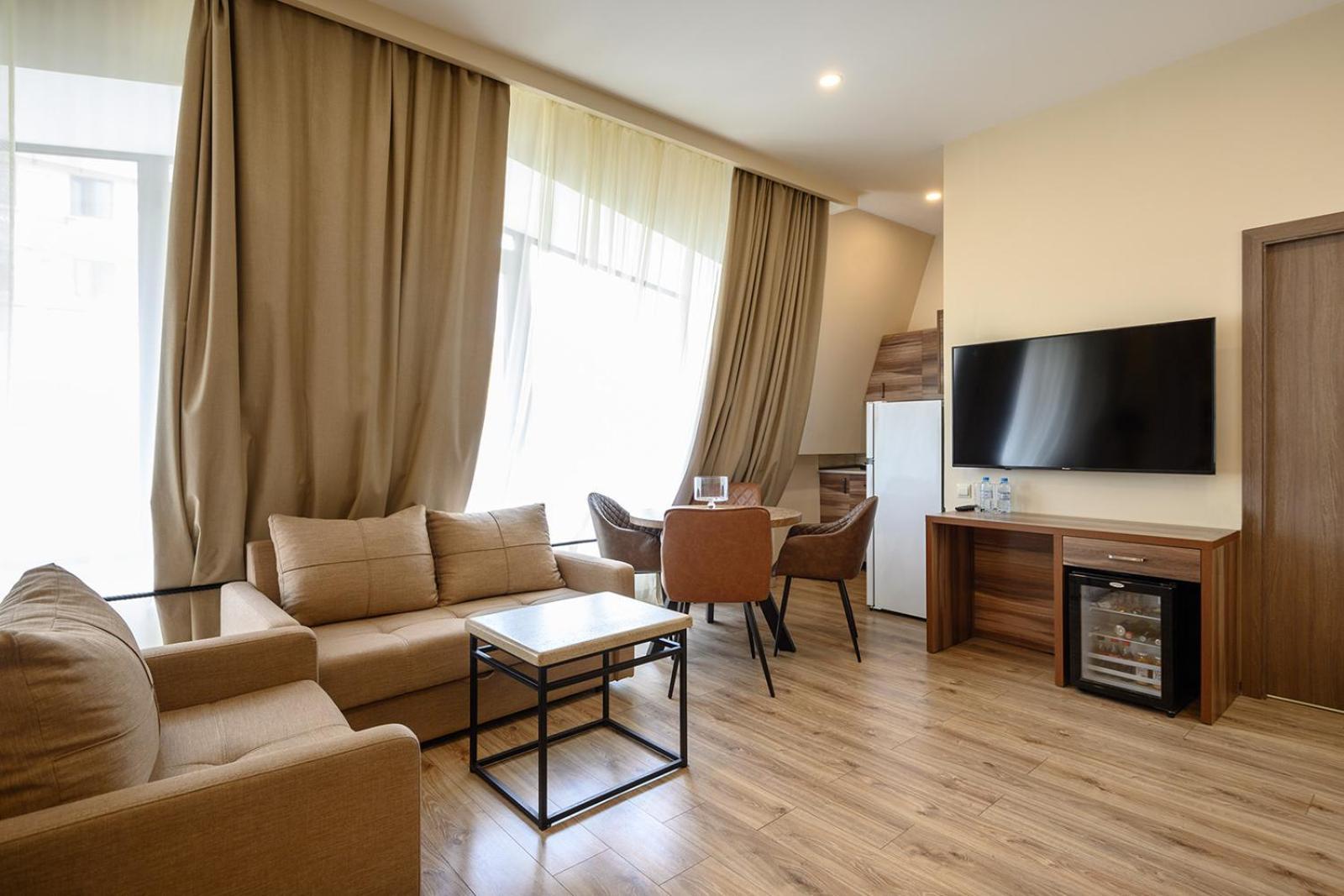 Nacho Hotel Yerevan Ngoại thất bức ảnh