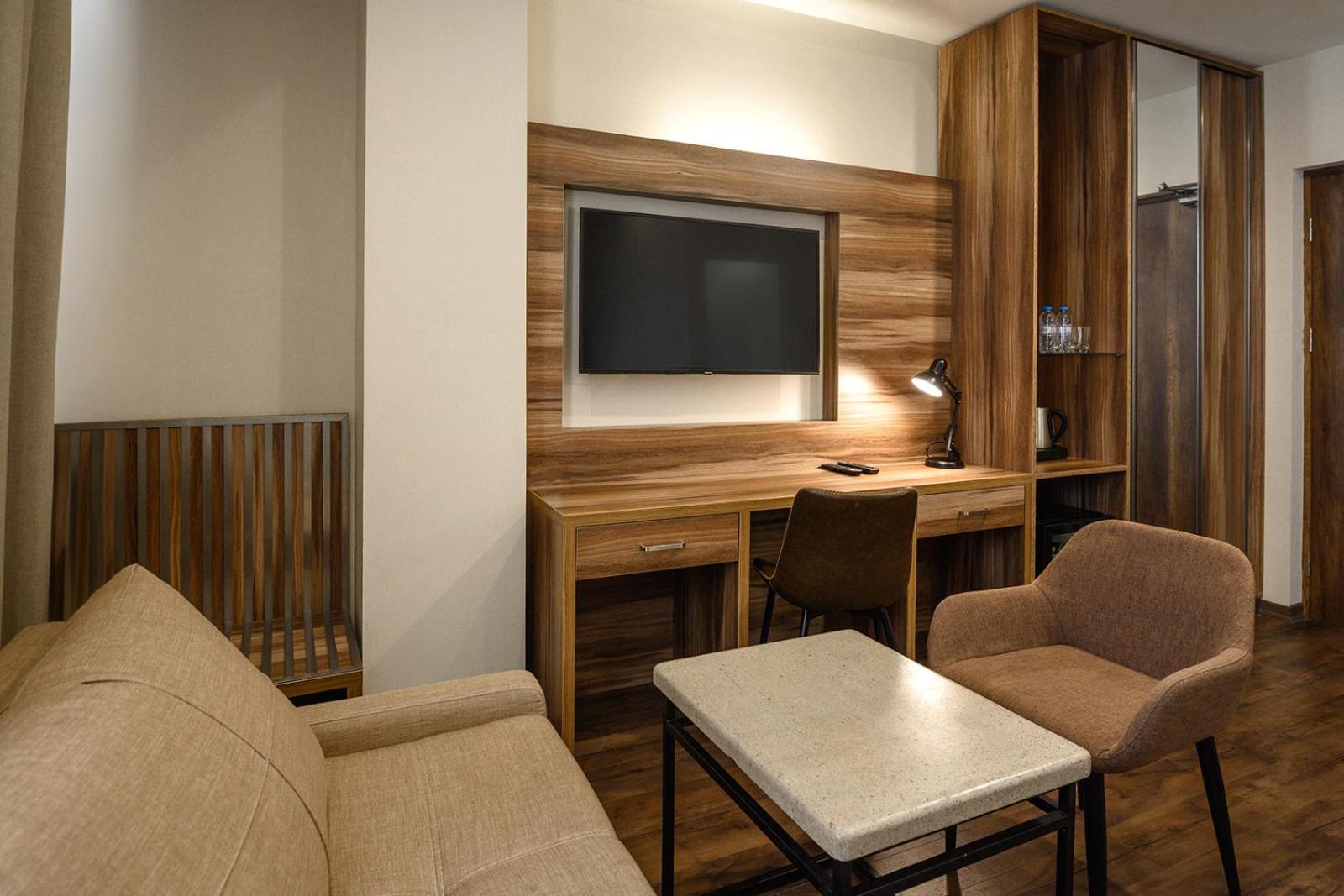 Nacho Hotel Yerevan Ngoại thất bức ảnh